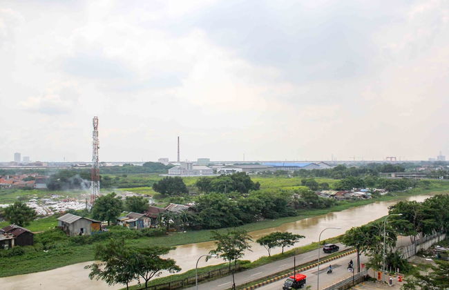 Comfy And Tidy Studio At Riverview Jababeka Apartment - Foto 13