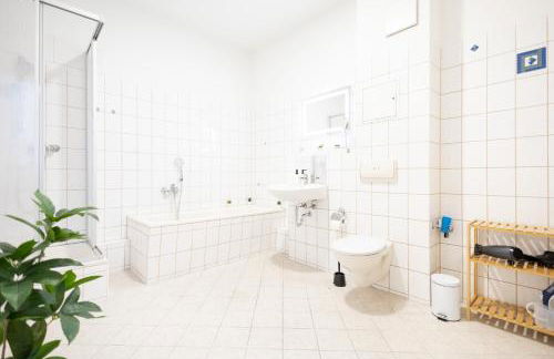 Apartments an der Oper - Innenstadt - Zentral - Küche - Wifi - Powered by Ko-Living - Foto 52