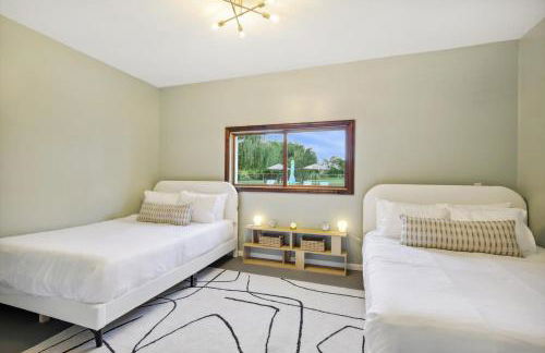 The Perfect Holiday Getaway 5BR 4BA with Pool and Hot Tub - Photo 24