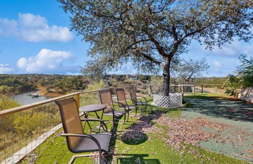 Waterfront Home with Private Pool, Patio & Amazing Sunset View - Foto 32
