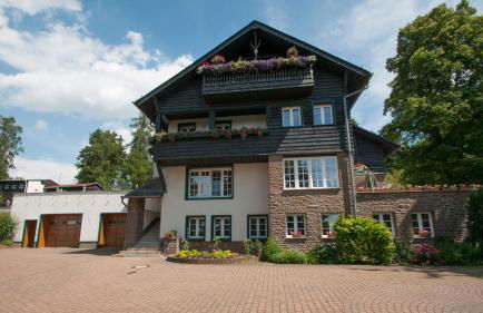 Schweizer Haus Wippra - Foto 1