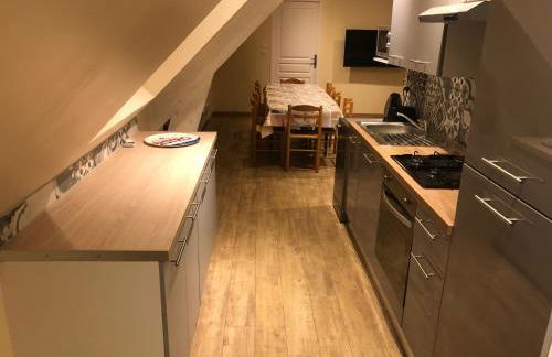 Logement @ 10 personnes avec piscine intérieure 31 degrés zoo de la FLECHE 24 h du Mans - Photo 14