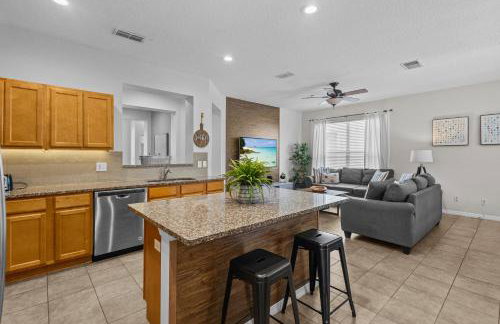Family Nest 4-Bedroom Home Near Disney World - Photo 13