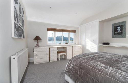 Walton House - Photo 3