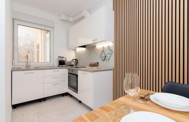 The Rose Garden Apartments - Photo 19