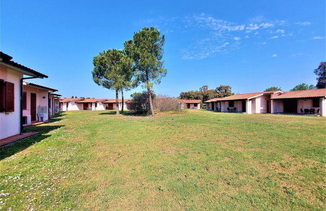 Belvilla by OYO Il Girasole Villette Trilocali - Foto 35