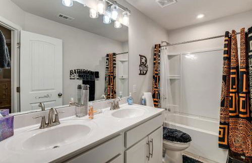 Work and Play Near Old Hickory Lake! Home with Patio - Photo 20