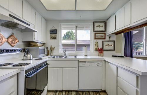 Carbondale Condo with Balcony and On-Site Fly Fishing! - Foto 9