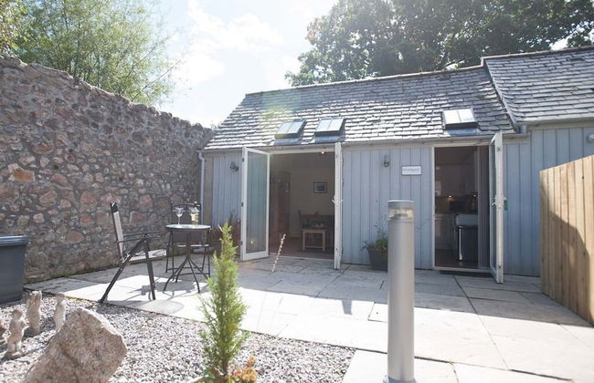 Glenernan Self Catering Cottages - Photo 11