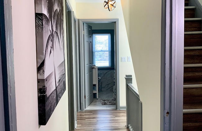 The Southside Villa - With Private Yard & Parking, Near Falls & Casino by Niagara Hospitality - Foto 17