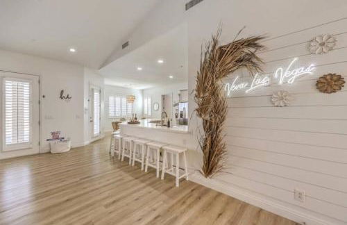 Luxury 5BR Villa Pool Hot Tub RV Friendly - Foto 9