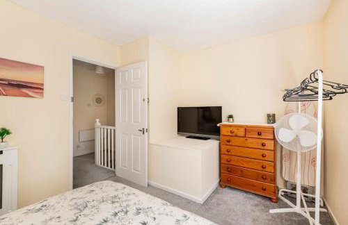 Charming Entire 2-Bedroom House in Milton Keynes - Photo 27