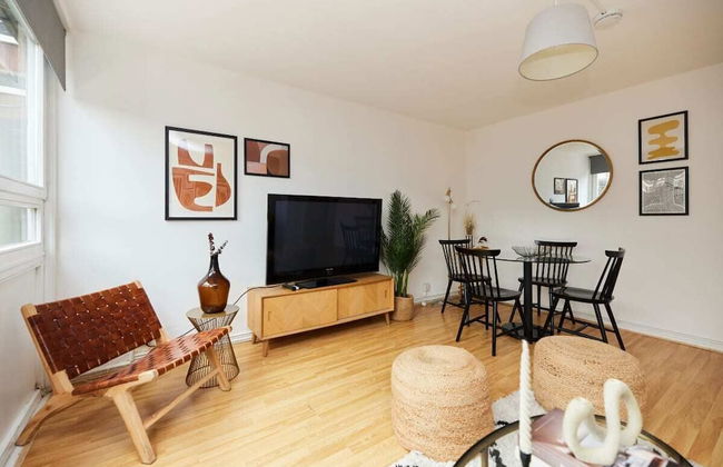 The Kennington Park Crib - Lovely 2bdr Flat With Garden - Photo 25
