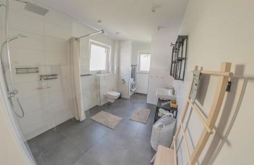 Luxus Apartment Bad Salzuflen mit eigenem Parkplatz und E-Ladestation - Foto 11