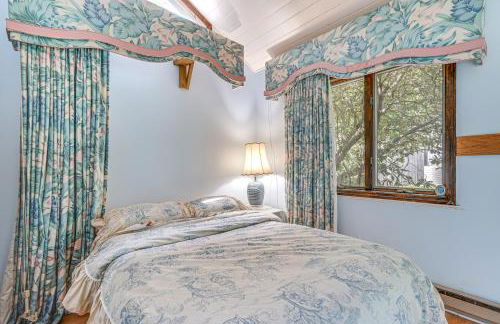 French-Inspired Townhome 9 Mi to Saratoga Springs! - Foto 17