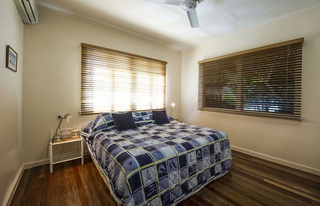 Picnic Bay Apartments Unit 4 - Photo 4