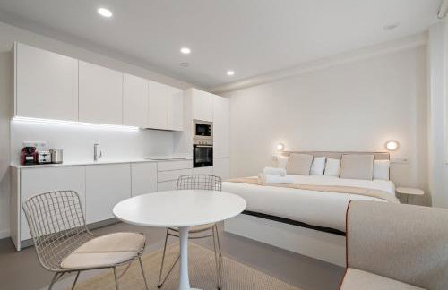 Confort y Ubicación en Madrid - Santero Suites - Photo 20