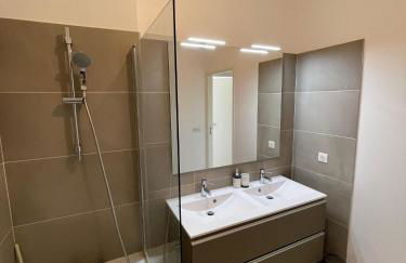 Large apartment with air conditioning, terrace and parking - Foto 14