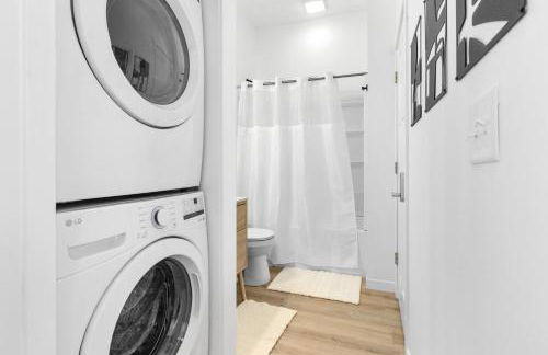 Uptown Haven Walkable Home with Bikes and Firepit near Downtown - Foto 22