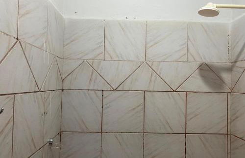 Kitnet com cozinha e ventilador - 2 andar - Foto 4