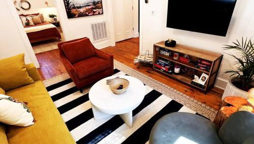 Mill House in Beautiful Downtown Jefferson - Foto 5