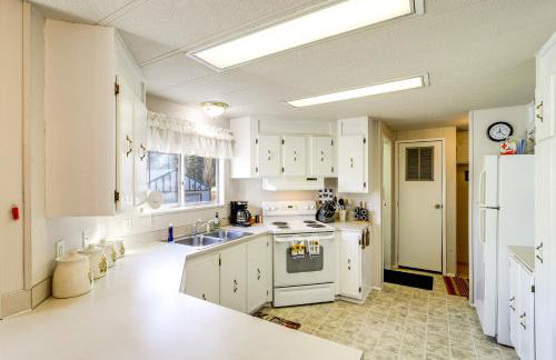 Cozy Waterfront Home with Mtn View Near Leavenworth - Foto 9