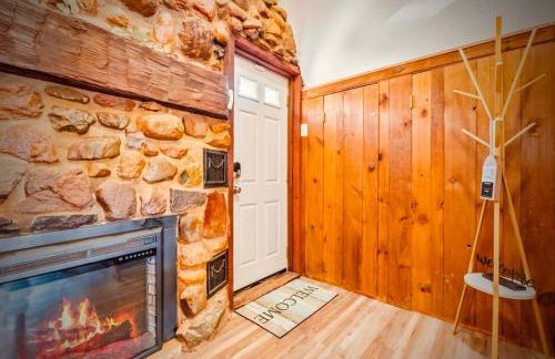 Couples A-frame Heart Jacuzzi Firepit Kayaks - Foto 23