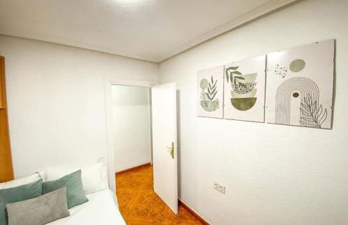 Residencial Leyra, Piso céntrico de 6 habitaciones, 8 camas - Foto 15
