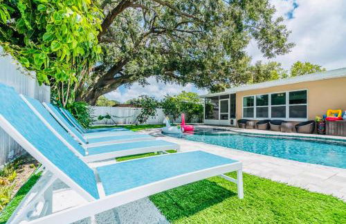 Heated pool & jetted spa -- mins to beach - Photo 9