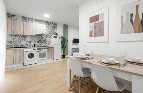 Charming Lucero - Foto 17