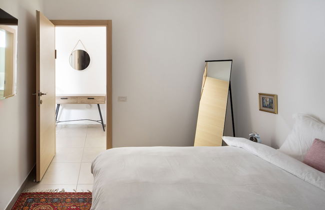 Cozy 2BDR with Parking - Foto 9