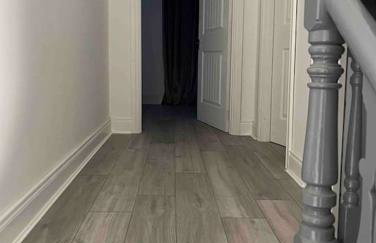 Corner House 2-Bed Townhouse Sleeps 3 - Photo 19