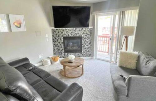 Private Stylish Townhome near ISU & Hospital - Foto 12