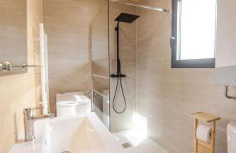 Les Laponyas I Chalets climatisés avec jacuzzi privatif - Foto 9