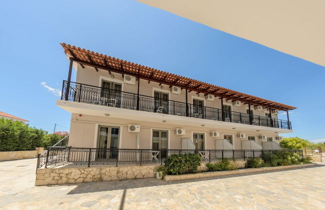 Karras Livin - Foto 20