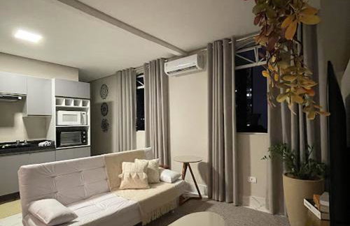 Apto no centro de Maringa com garagem - Foto 3