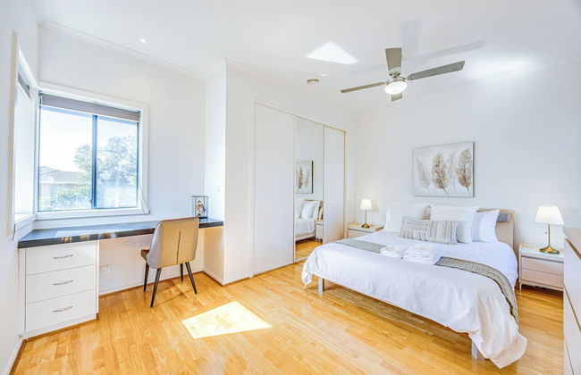 StayAU 6BR Deluxe Lakeview Point Cook - Foto 15