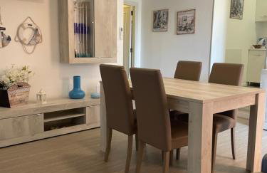Sea Rocks House - Photo 3