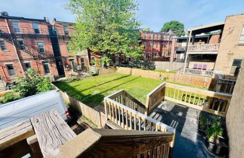 Jungle House Luxury Homes - Columbus Downtown Short North - Steps to Convention Center & Nationwide Arena - Sleeps up to 8 - Free Parking - Over 5,800 Five Stars - Foto 64