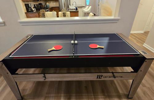 Modern Spacious Home Near the medical center, NRG, Downtown and UHD - Photo 2