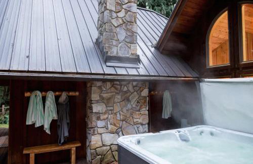 Forrest Lodge Large Private Luxury w Hot Tub - Foto 6