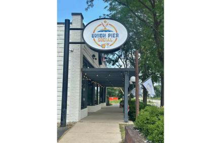 Luxe by the Lake - Pool Access - Photo 65