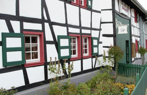 Modernes Apartment mit Parkplatz in der Eifel - Foto 6