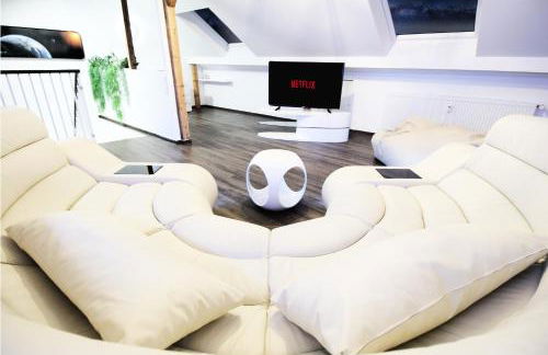 Space Loft Wohndesign mit 2 Schlafzimmern l 450m bis Uni - Photo 13