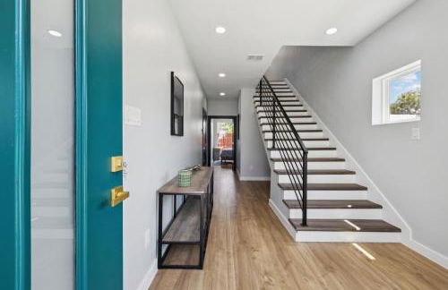 3BR 35BA Rooftop View - Walk to Alamo Dome - Foto 20