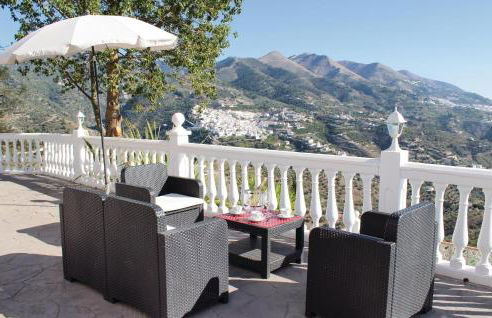 4 Bedroom Nice Home In Árchez - Foto 14