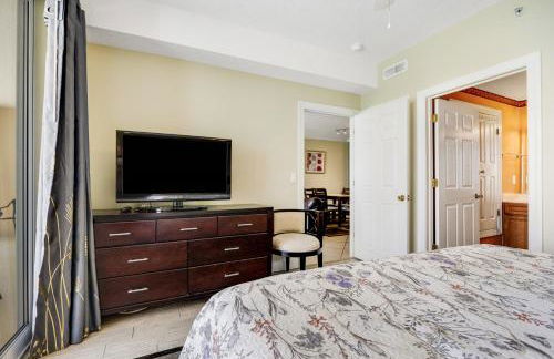 PARKING INCLUDED-Beachfront 2BD Ocean Villa! Gorgeous Amenities, Private Complex - Photo 18