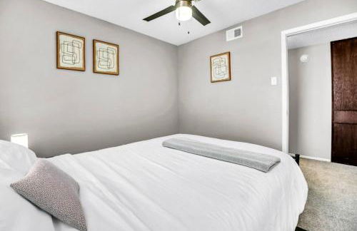 Spacious 2BR Apartment with Pool and Gym - Foto 11