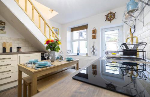 Morecambe Bay Cottage- Hot Tub/ Jacuzzi/sauna - Photo 43