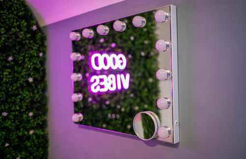 Upbeat Jungle Loft Apartment - Foto 25